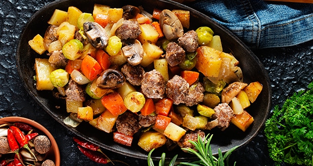 Gemüsepfanne mit Rindfleisch-Alternative