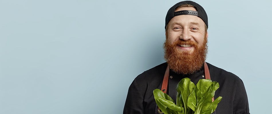 Pflanzlich kochen mit Gemüse dank DHA-Weiterbildung. (Quelle: wayhome studio/Shutterstock)