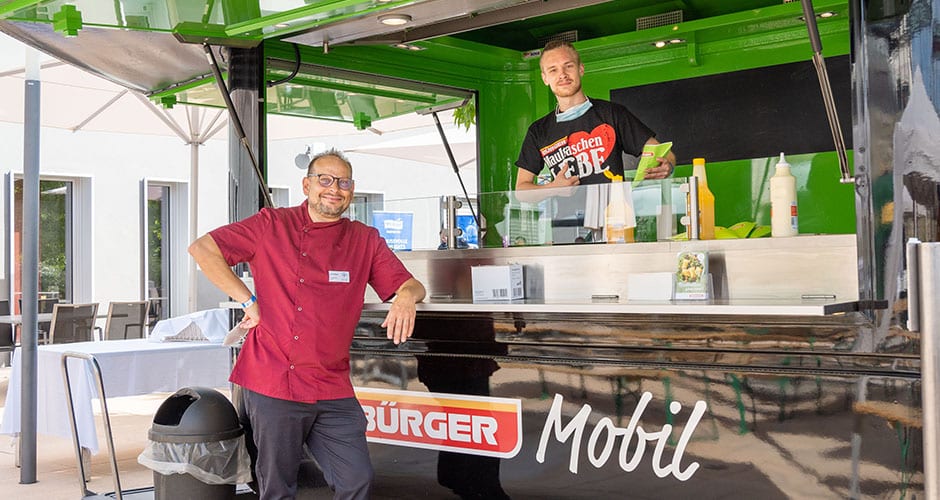 Um sich bei seinen Mitarbeitern zu bedanken, richtete das Diakonissen-Stiftungs-Krankenhaus Speyer 2022 ein Streetfood-Festival aus.