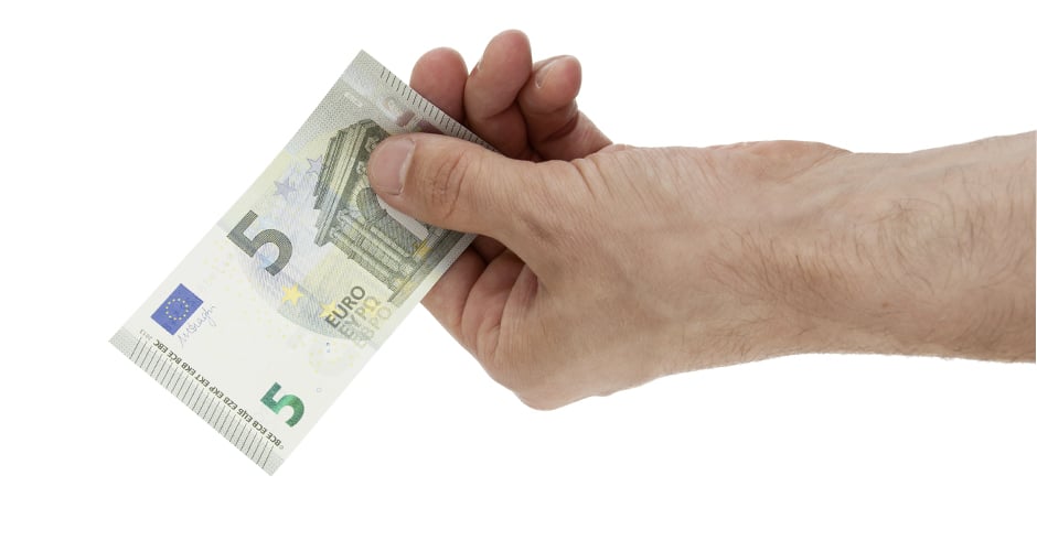 Der Verband deutscher Schul- und Kitacaterer hat nachgefragt: Das Gros seiner Mitglieder musste 2022 seine Preise erhöhen: ein Mittagessen für Grundschulkinder kostet nun im Schnitt 5 Euro. (Quelle: Colourbox.de)