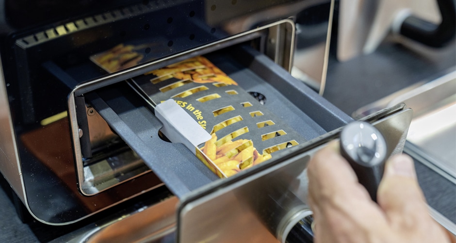 Mit dem Fritessa Fairfryer hat Devapo eine ganzheitliche Lösung im Sortiment, mit der sich knusprige Pommes frites in 90 Sekunden zubereiten lassen.