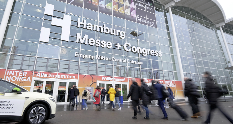 Eingang zum Hamburger Messegelände, wo die Internorga 2023 stattfand.
