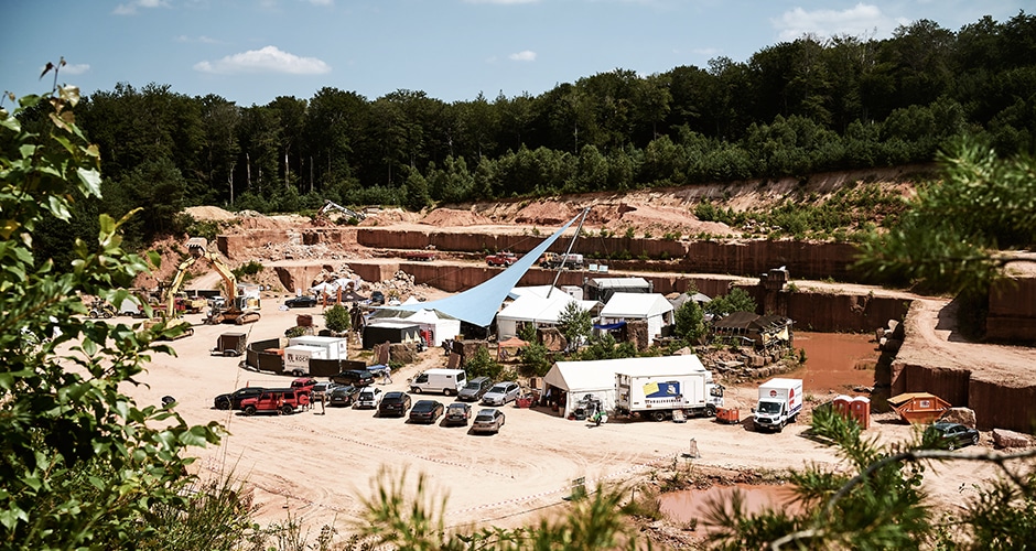 Das Pfälzer Foodrock Festival findet in einem Natursteinbruch nahe Kaiserslautern statt.