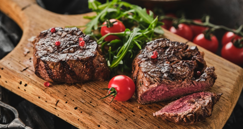 Optima ist die Marke für kulinarische Fette und Öle für die heiße und warme Küche sowie High-Performance-Anwendungen aus dem Hause Walter Rau. Das Sortiment wurde hinsichtlich Verpackungsdesign und Produktnamen überarbeitet.