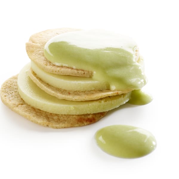 Eisbergsalat mit Crêpes und Avocado-Dip – nach einem Rezept von Pacojet, geeignet für Personen mit Dysphagie.