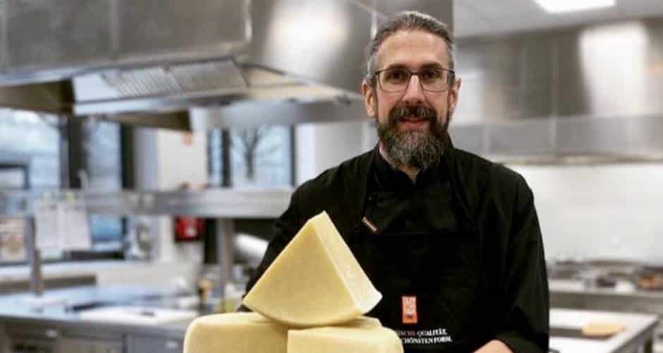 Michael Wörle ist Fachlehrer an der Prälat-Schichler-Berufsschule Augsburg.