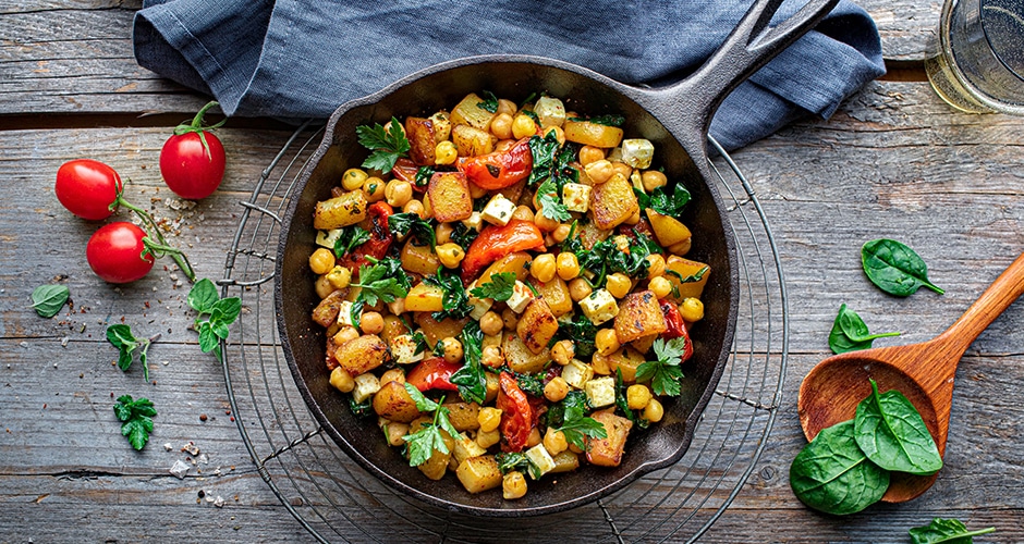 Die Apetito AG startet die Nachhaltigkeitskampagne „Den Tisch gemeinsam grüner denken“ mit dem Ziel, sich aktiv für die Themen Klimaschutz, Gesundheit und Tierwohl einzusetzen.