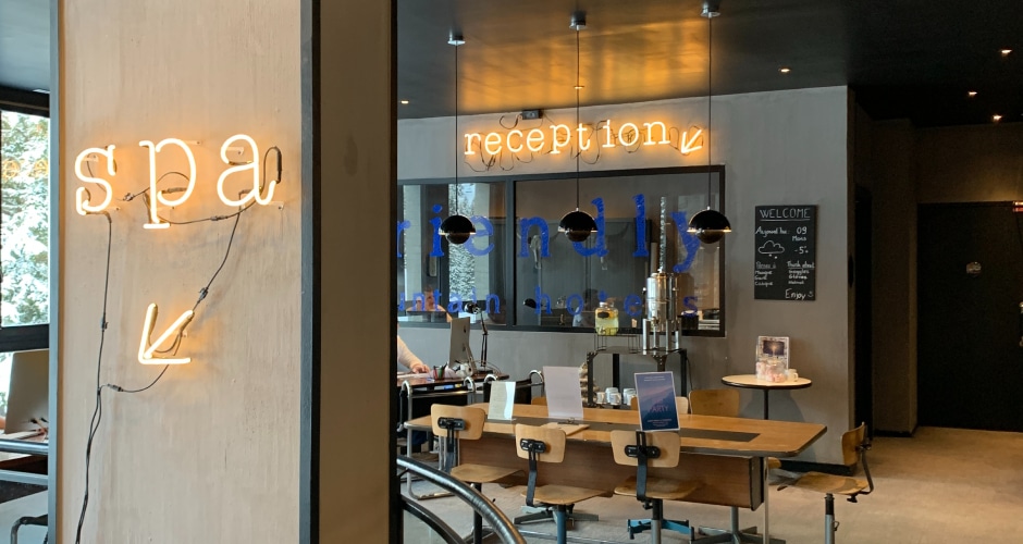 Hotelmeldepflicht Hotel Rezeption