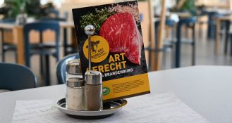 Das Projekt WertWeideVerbund setzt sich für mehr Tierwohl und eine nachhaltigere Wertschöpfungskette ein.