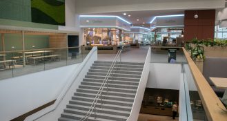 Die MTU-Betriebsgastronomie München hat in einem Neubau namens Werksviertel ein neues Zuhause bekommen.