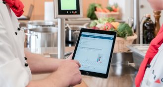 Mit Elro Connect sämtliche Daten stets im Blick: das ermöglicht das Modul Smart Connect zur Überwachung von Prozessen.
