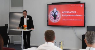 Auf der Fachpressekonferenz zur Intergastra 2024 stellen Beteiligte und Partner der Messe das Programm vor.